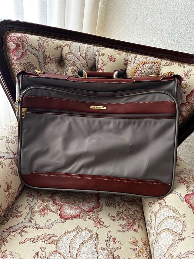 Portatrajes Samsonite Marrón y Gris