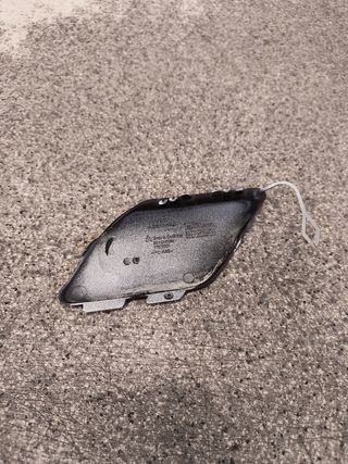 Tapa Gancho Defensa Delantera Mercedes W176