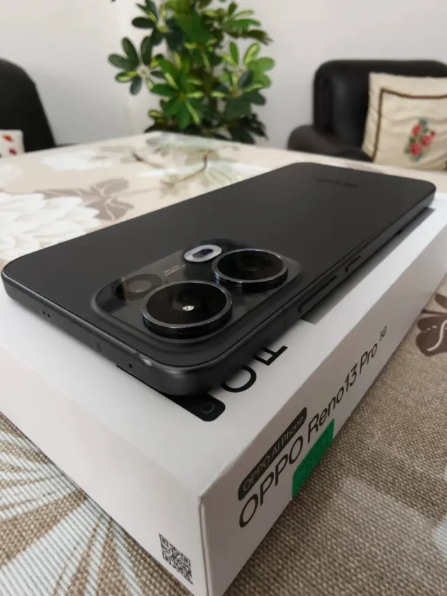 OPPO Reno13 Pro 512GB 5800mAh Negro "Graphite"