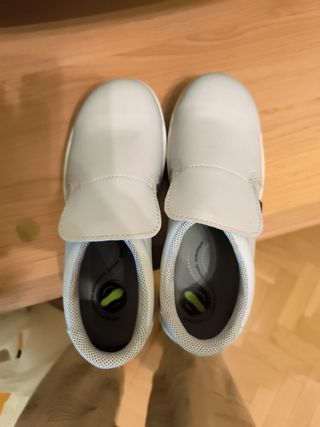 Zapatos de seguridad blancos