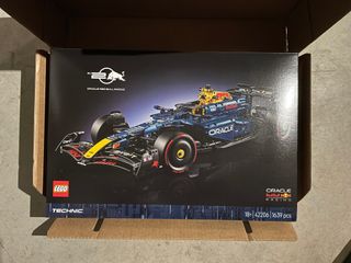 LEGO 42206 Coche Oracle Red Bull RB20