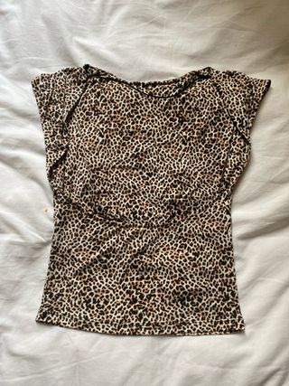 Top leopardo espalda descubierta Stradivarius 
