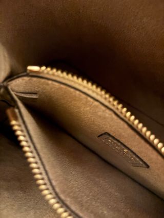 Bolso Louis Vuitton Gris
