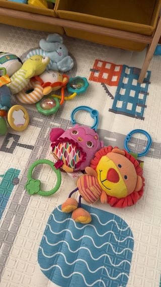 Lote de juguetes para bebé