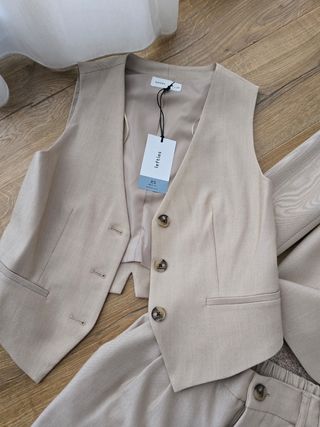Traje Lefties chica