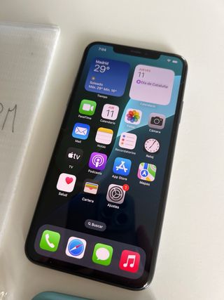 iPhone 11 Pro Max 256GB Verde + Accesorios