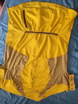 Conjunto Ciclismo Amarillo y Negro