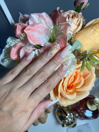 Manicura y Pedicura 