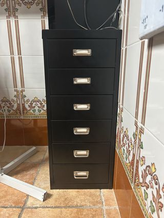 Cajonera / archivador de metal negra