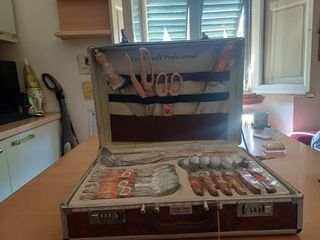 Valigetta Posate Mai Usata e coltelli