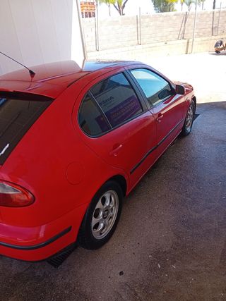 SEAT Leon 2000