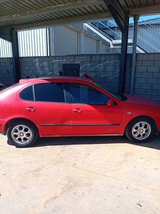 SEAT Leon 2000