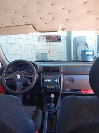 SEAT Leon 2000