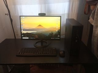 Ordenador sobremesa completo y con Windows XP 