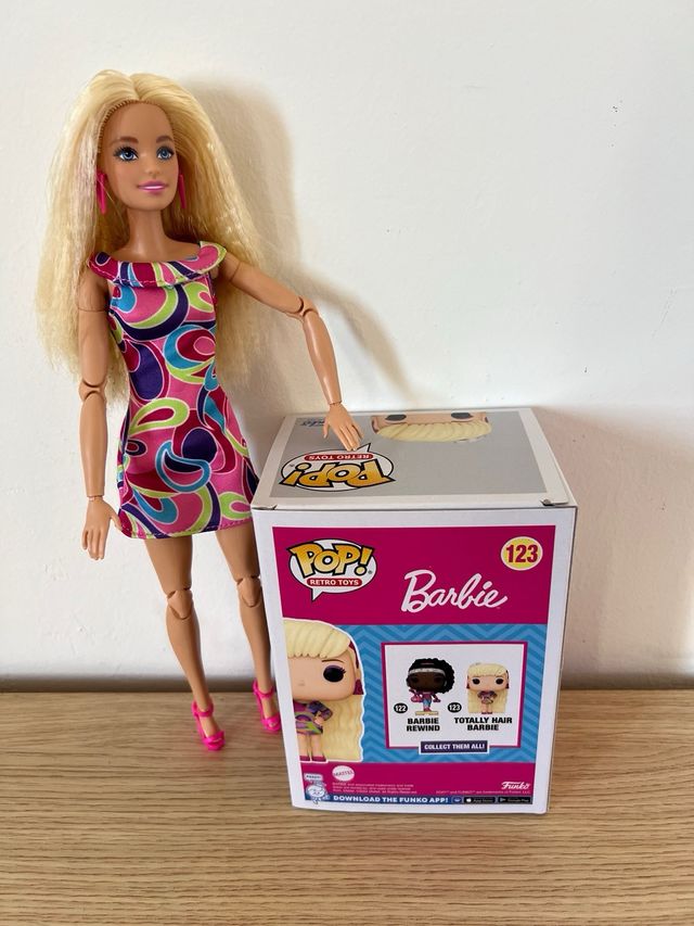 Barbie Funko Pop y Muñeca