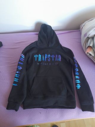 Sudadera Trapstar Negra con Diseño Degradado