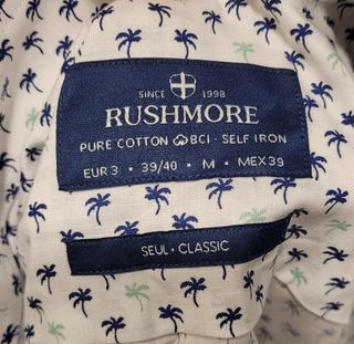 Camisa Rushmore Hombre con Etiqueta. Manga corta