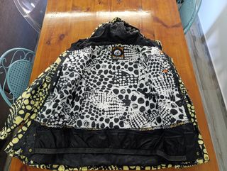 Conjunto esquí/snow mujer Volcom y Jack wolfskin