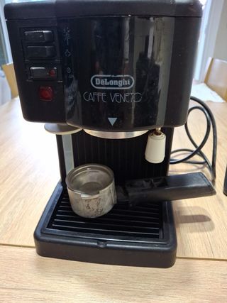 Cafetera Delonghi Caffe Veneto Negra