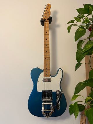 Telecaster Partscaster Lake Placid Blue con Bigsby