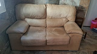 Sofá de 2 plazas beige como nuevo