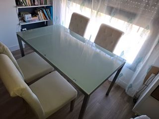 Mesa de comedor cristal y metal