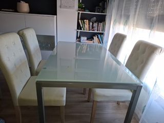 Mesa de comedor cristal y metal