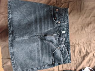 Falda Stradivarius Gris Talla XS/34