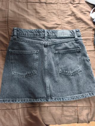 Falda Stradivarius Gris Talla XS/34