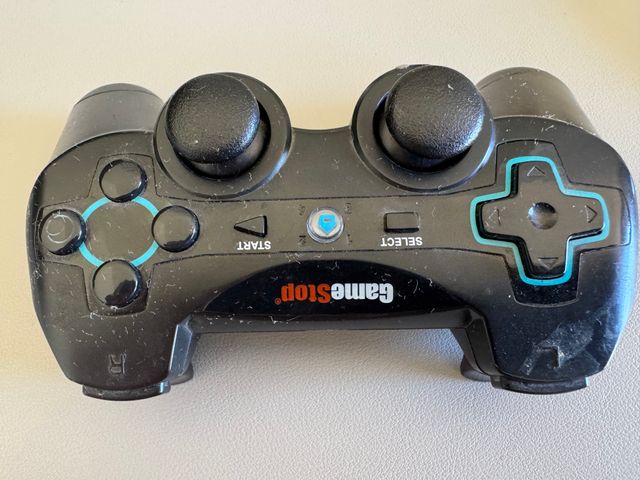 Mando GameStop Negro PS3