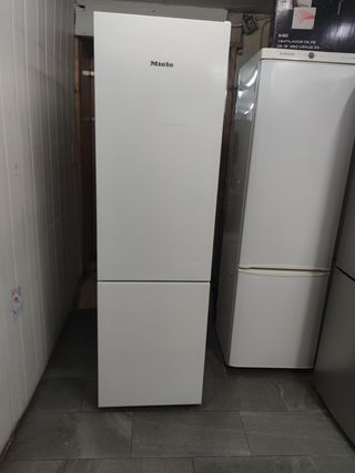 Nevera Miele 200x60cm A++ no Frost con Garantía 
