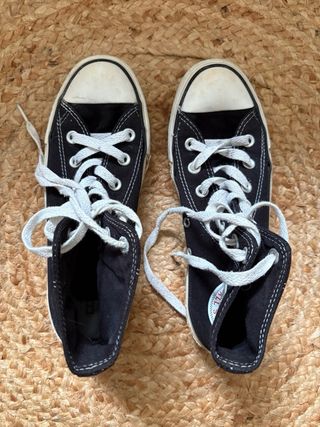 Converse negras altas