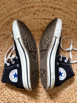 Converse negras altas