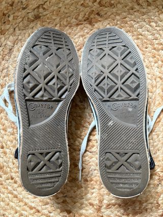 Converse negras altas