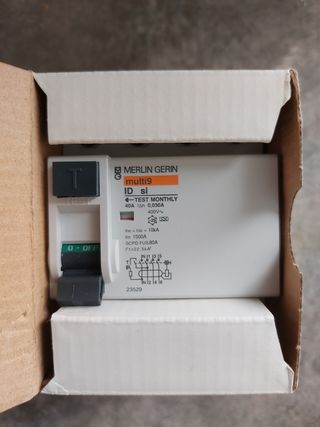 Interruptor Diferencial Merlin Gerin