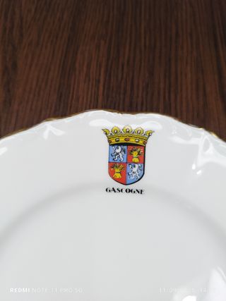 PLATOS REGIONES FRANCESAS PORCELANA VINTAGE