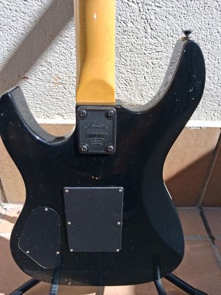 Guitarra Eléctrica Samick KR-570BK (1991)