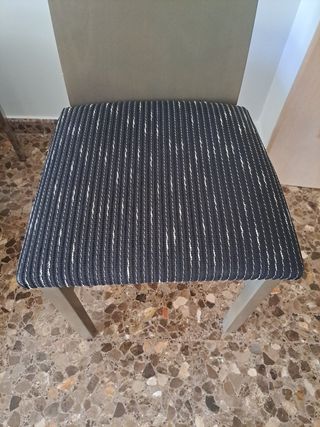 Mesa de comedor moderna