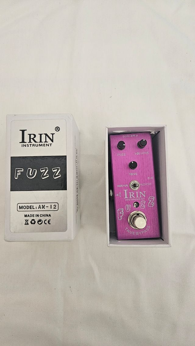 Pedal Fuzz IRIN AN-12 Guitarra