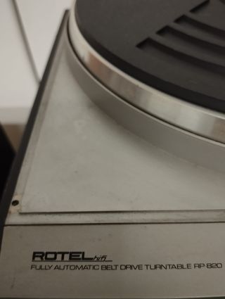 Equipo de música Rotel