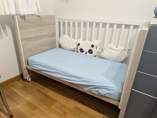 Cuna colecho Luxor, colchón, sábanas y chichoneras