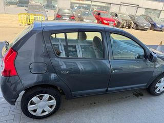Dacia Sandero 2008 