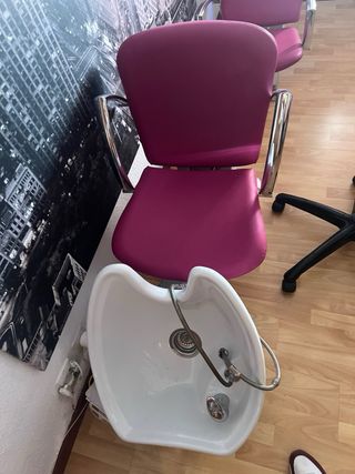 VENTA EQUIPAMIENTO PELUQUERÍA / ESTÉTICA