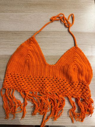 Top ganchillo naranja con flecos