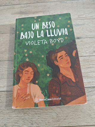 Un beso bajo la lluvia