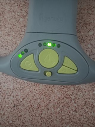 Columpio  para bebé con peluches automático