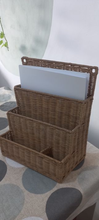 Organizador de documentos de mimbre