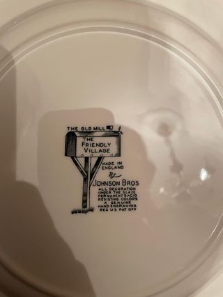 Colección de platos decorativos de cerámica