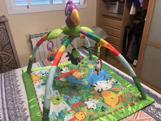 Manta de juego para bebé con gimnasio