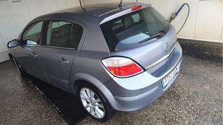 Opel Astra 2005